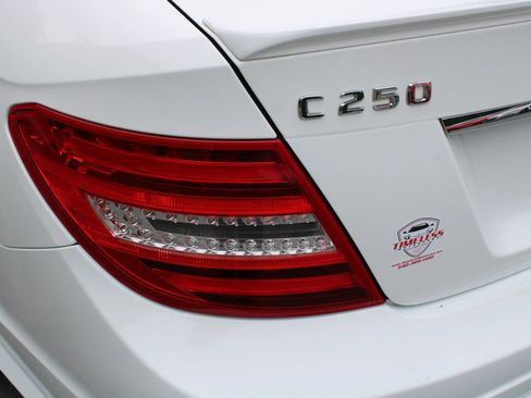 Used 2015 Mercedes-Benz C 250 Coupe w/ Sport Package image 30