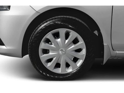 Used 2019 Nissan Versa SV FWD image 14