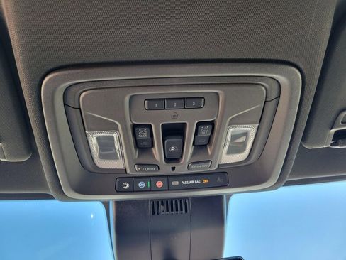 New 2026 GMC Sierra 3500 Denali w/ Denali Reserve Package image 18