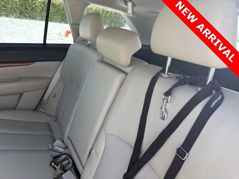 Used 2013 Subaru Outback 2.5i Limited image 22
