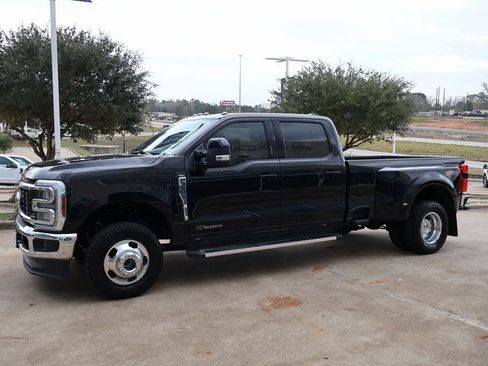 Used 2024 Ford F350 Lariat w/ FX4 Off-Road Package image 7