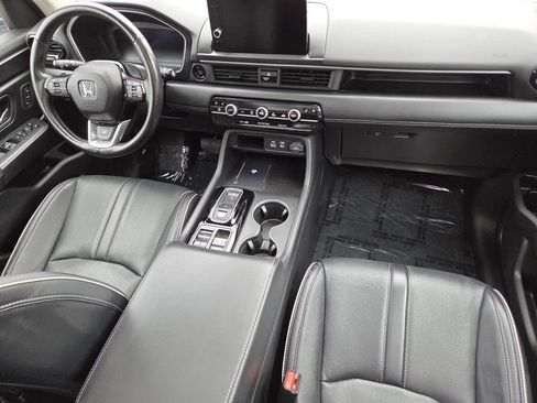 Used 2024 Honda Pilot Elite image 27