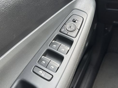 Used 2023 Hyundai Santa Fe SEL w/ Winter Weather Package FWD image 18