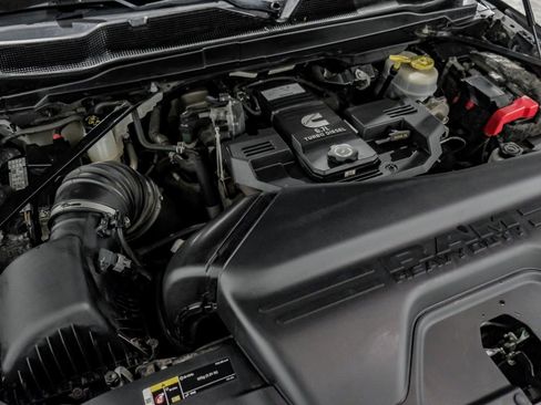 Used 2020 RAM 3500 Laramie w/ Night Edition image 60