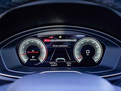 Used 2022 Audi Q5 2.0T Premium Plus image 24