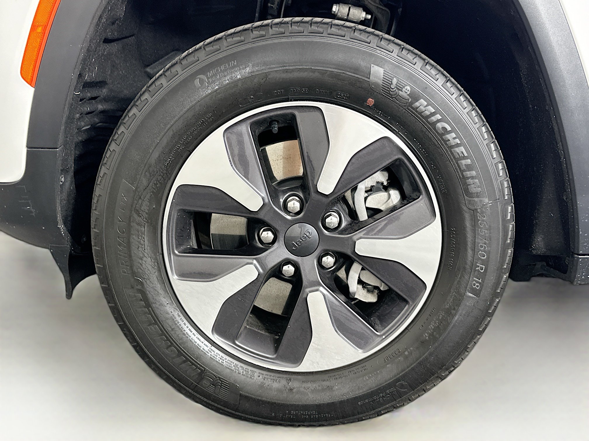 Used 2023 Jeep Grand Cherokee 4WD 4xe image 11