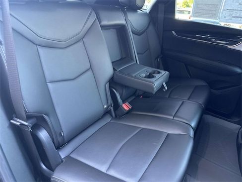 Certified 2022 Cadillac XT5 Premium Luxury w/ LPO, Floor Liner Package image 58