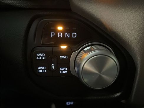 Used 2019 RAM 1500 Laramie image 23