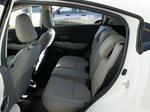 Used 2022 Honda HR-V EX image 24