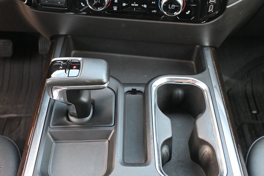 Used 2023 GMC Sierra 1500 Elevation w/ Elevation Premium Package AWD/4WD image 18