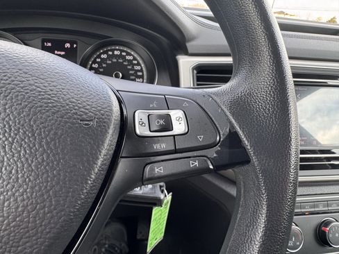 Used 2019 Volkswagen Atlas S w/ Towing Package image 13