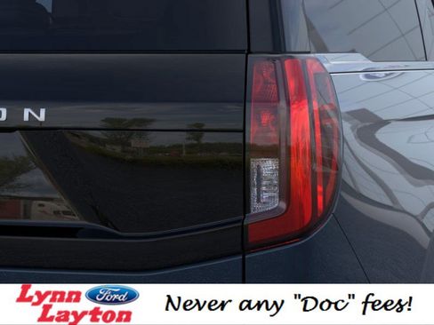 New 2025 Ford Expedition Active image 21