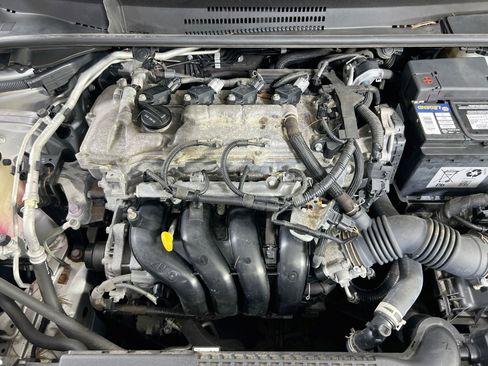 Used 2021 Toyota Corolla LE w/ LE Convenience Package FWD image 27