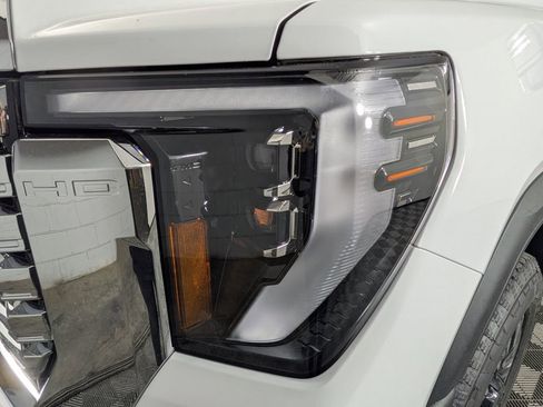 New 2025 GMC Sierra 3500 Denali w/ Denali Reserve Package image 14