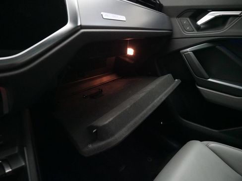 Used 2019 Audi Q3 2.0T Prestige w/ Prestige Package AWD/4WD image 30