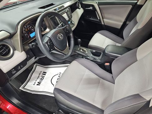 Used 2014 Toyota RAV4 XLE image 33