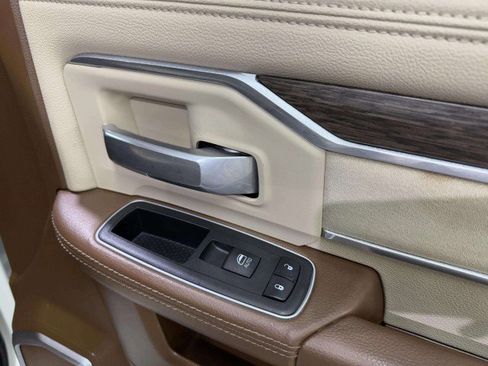 Used 2020 RAM 2500 Laramie image 17