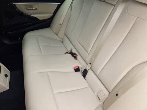 Used 2018 BMW 330i Sedan RWD image 13