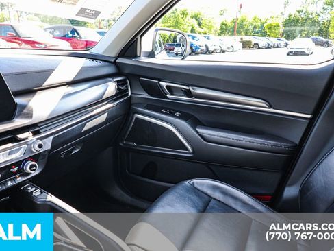 Used 2025 Kia Telluride S FWD image 50