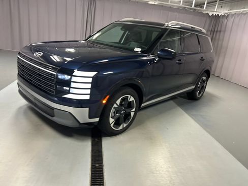 Used 2026 Hyundai Palisade Limited AWD/4WD image 3