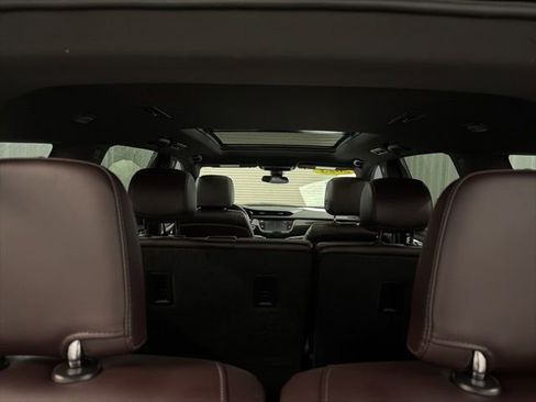 Used 2023 Cadillac XT6 Premium Luxury FWD image 32