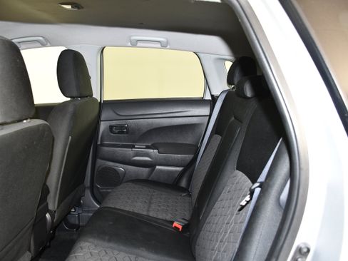 Used 2024 Mitsubishi Outlander Sport SE AWD/4WD image 28