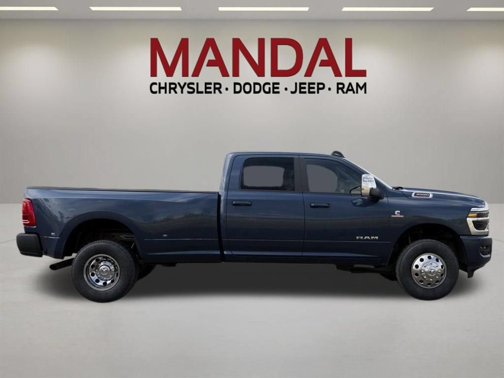 New 2026 RAM 3500 Laramie w/ Towing Technology Group AWD/4WD image 21