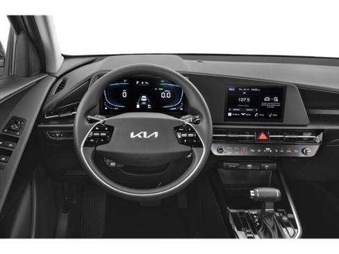 Used 2025 Kia Niro LX FWD image 9