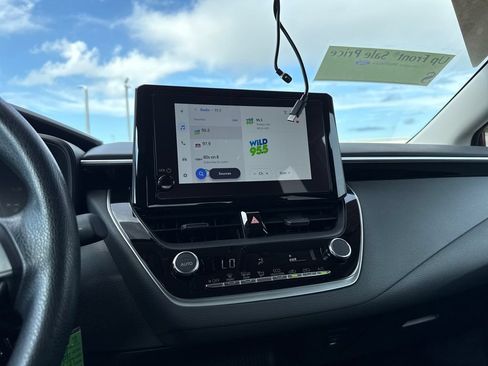 Used 2026 Toyota Corolla LE FWD image 18