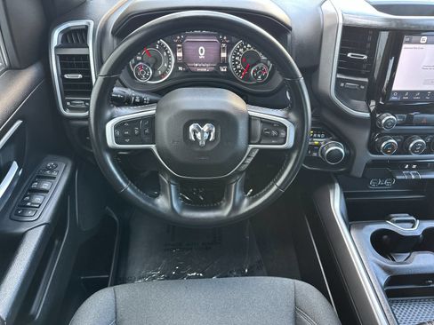 Used 2022 RAM 1500 Big Horn AWD/4WD image 16