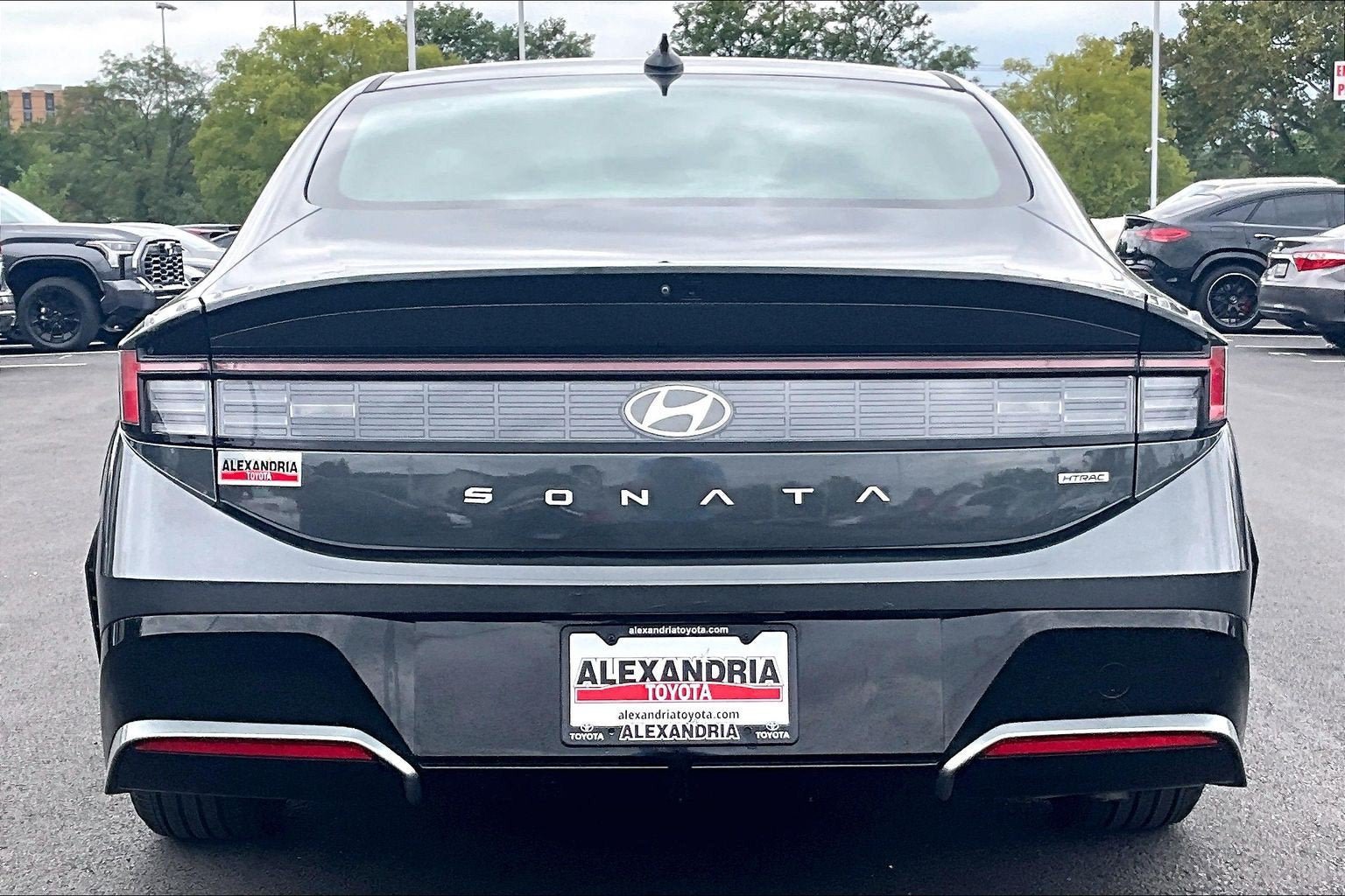 Used 2024 Hyundai Sonata SEL AWD/4WD image 4