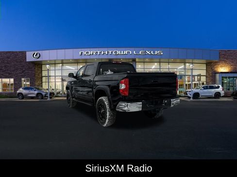 Used 2020 Toyota Tundra SR5 w/ SR5 Upgrade Package image 5