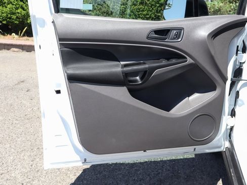 Used 2019 Ford Transit Connect XL image 16