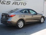 Used 2016 MAZDA MAZDA3 i Grand Touring image 4