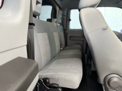 Used 2015 Ford F250 XL w/ XL Appearance Package image 36