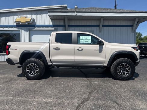 New 2026 Chevrolet Colorado ZR2 AWD/4WD image 8