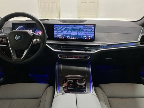 Used 2026 BMW X5 xDrive40i AWD/4WD image 13