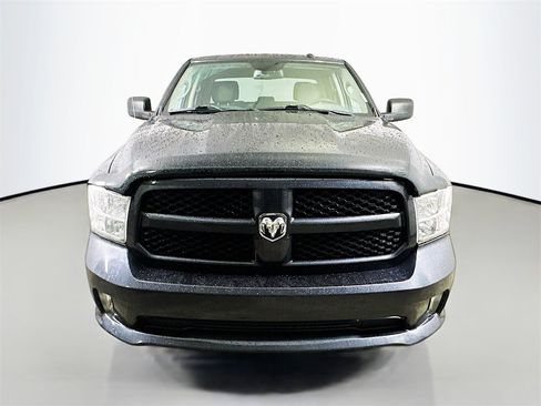 Used 2019 RAM 1500 Express image 2