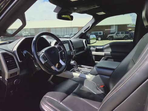 Used 2018 Ford F150 Lariat w/ Equipment Group 502A Luxury AWD/4WD image 23