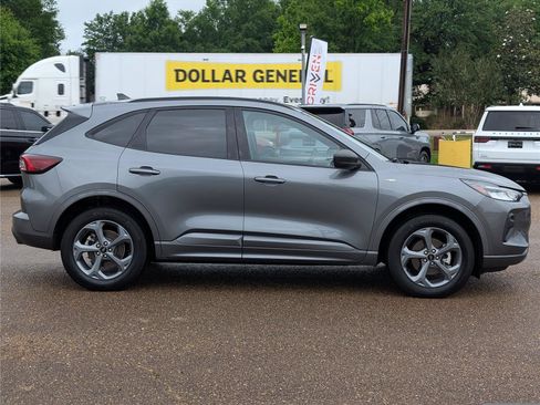Used 2024 Ford Escape ST-Line AWD/4WD image 6