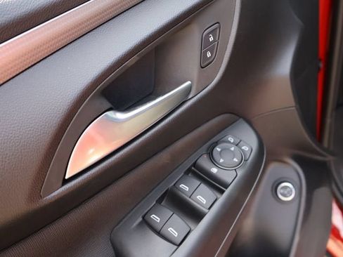New 2026 Buick Envista Sport Touring FWD image 43