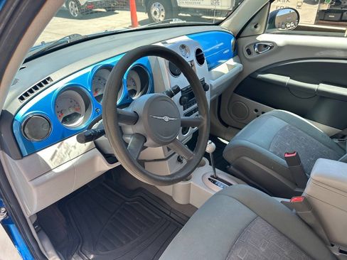 Used 2008 Chrysler PT Cruiser FWD image 5