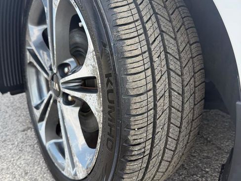 Used 2014 Kia Forte EX FWD image 3