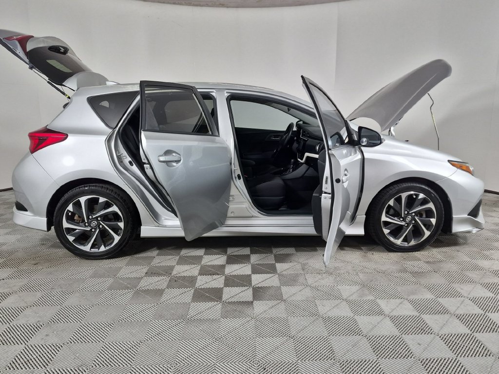 Used 2016 Scion iM FWD image 9