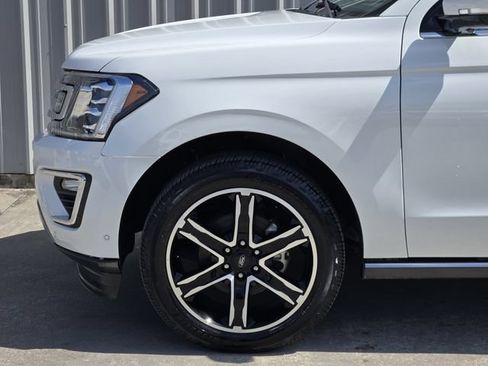 Used 2021 Ford Expedition Limited AWD/4WD image 13
