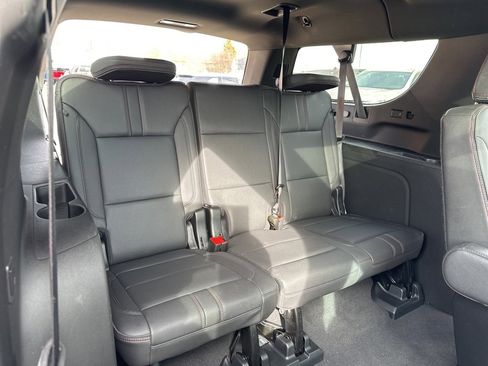 Used 2023 Chevrolet Suburban RST w/ Luxury Package image 25