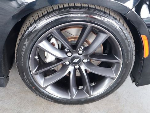 Used 2019 Dodge Charger Scat Pack RWD image 39