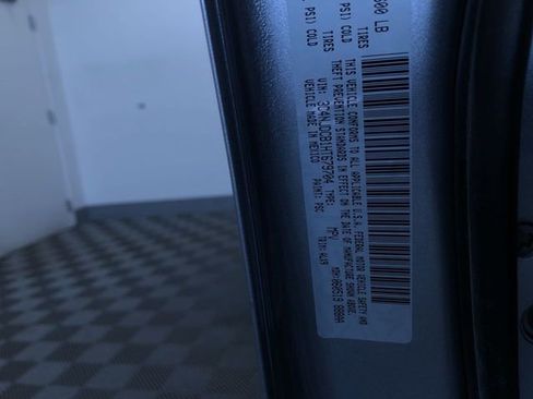 Used 2017 Jeep Compass Limited image 32