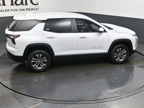 New 2026 Chevrolet Equinox LT w/ Safety and Technology Package image 17