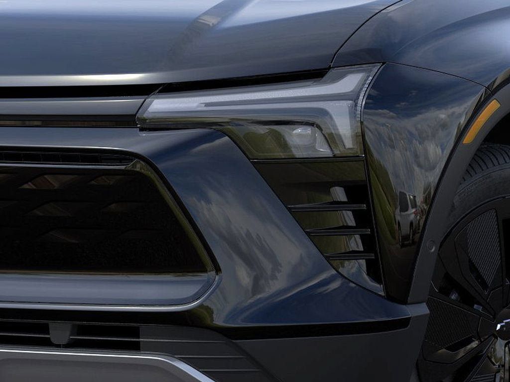 New 2026 Chevrolet Blazer EV LT w/ Midnight/Sport Edition FWD image 10